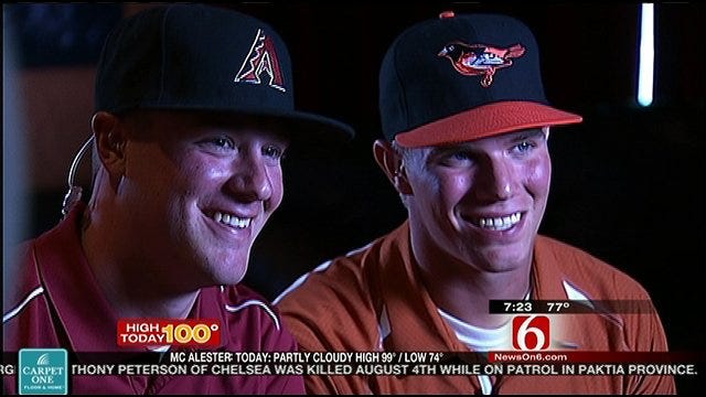 Bradley And Bundy Sign MLB Contracts