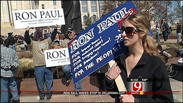 Ron Paul Rally Draws Sooner Supporters
