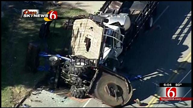 Tulsa Fire Captain, Suspect Injured In Multi-Vehicle Crash