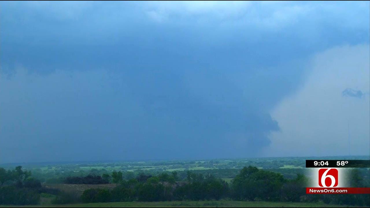 News On 6 Storm Trackers Capture Texas Tornado On Video