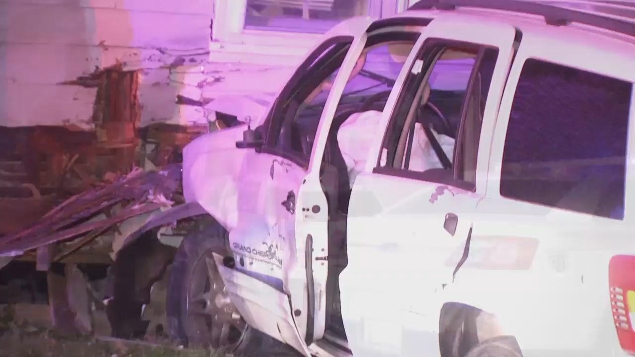 WEB EXTRA: Jeep Smashes Into Tulsa Home