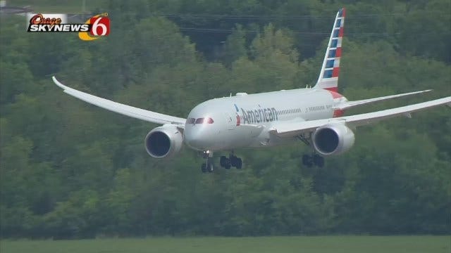 Osage SkyNews 6 HD Video Of American 787 Landing At Tulsa International