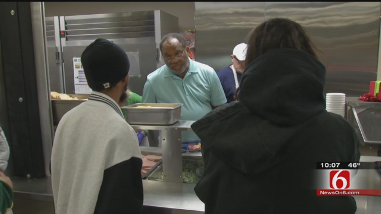 Tulsa City Councilors Serve Meals At John 3:16