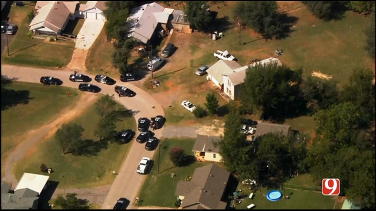 WEB EXTRA: SkyNews 9 Flies Over Standoff Situation In SE OKC