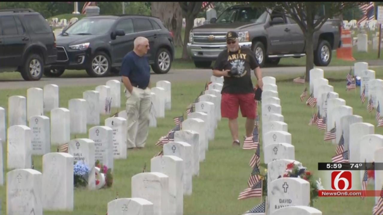 Oklahomans Show Appreciation For Veterans At Fort Gibson National Cemetery