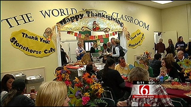 Tulsa School Kids Get Thanksgiving Feast