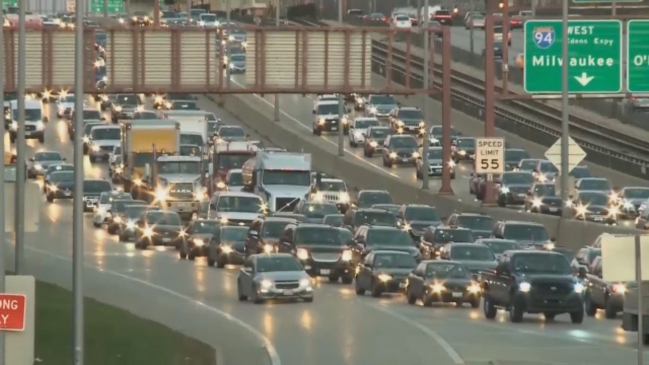 48.5 Mil Americans Expected To Travel On Roadways This Thanksgiving