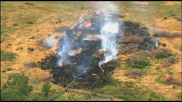 WEB EXTRA: Grassfire Contained in Northwest OKC