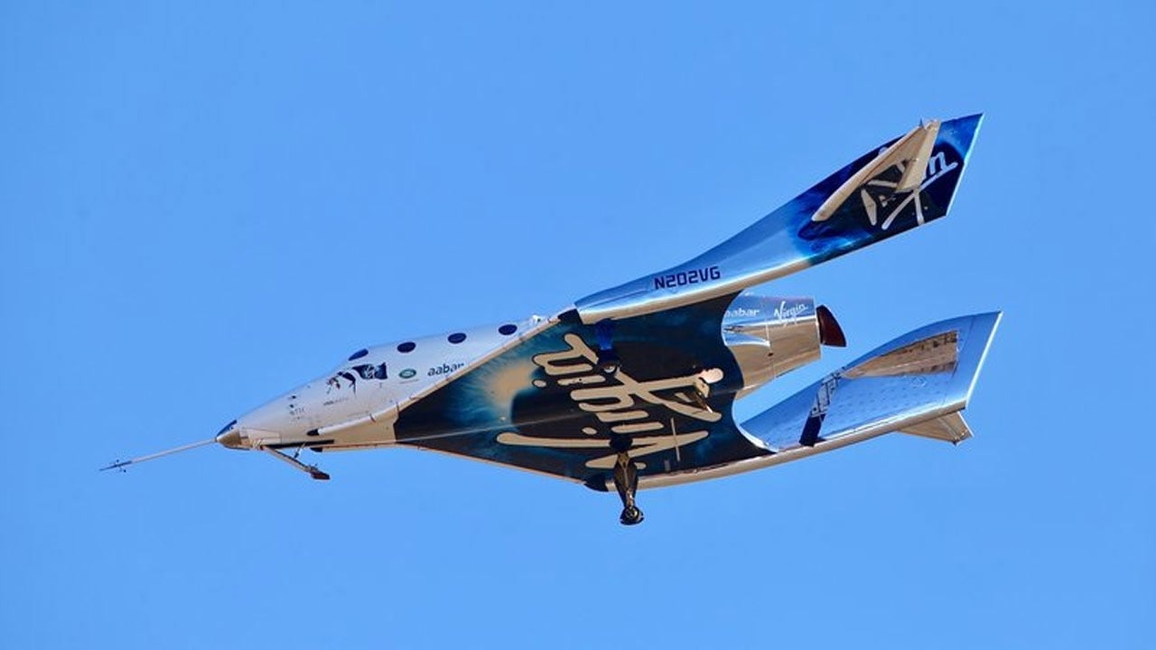 Virgin Galactic To Go Public As Space Tourism Business Takes Off