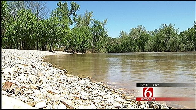 Illinois River Resort Begins Cleanup After Flooding