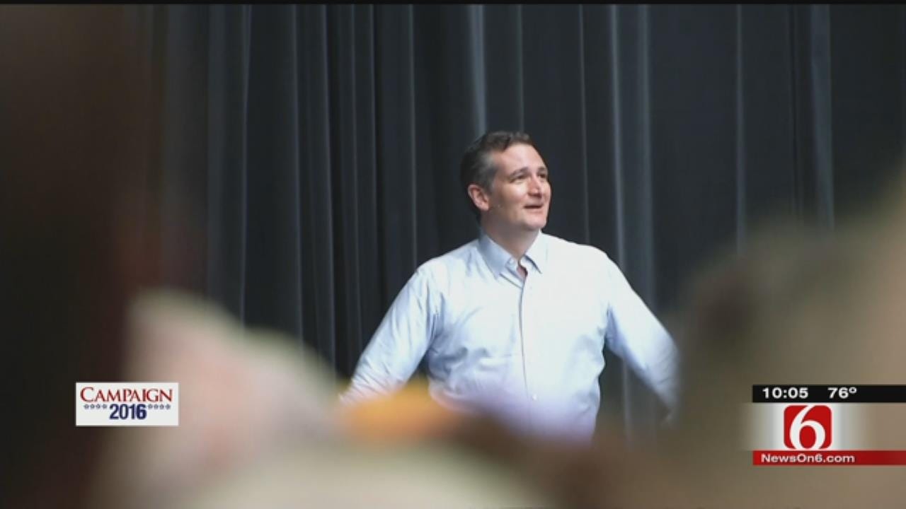 Bartlesville, Tulsa Crowds Show Support For Senator Ted Cruz