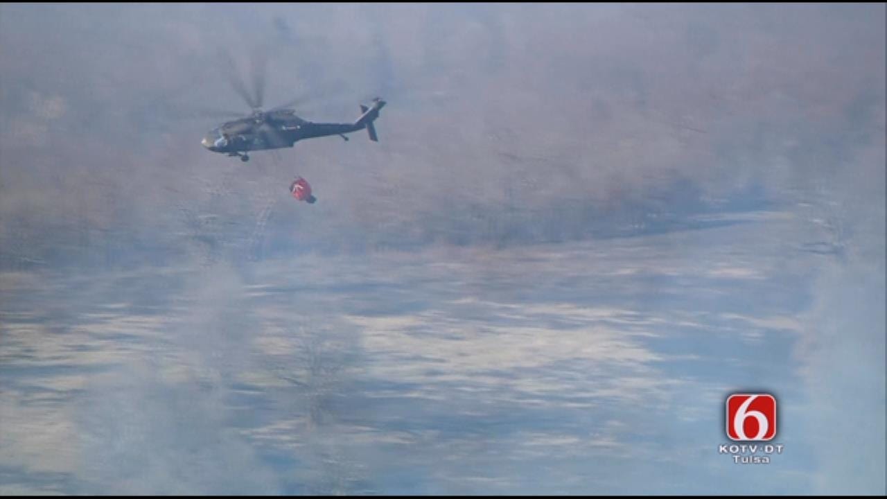 WEB EXTRA: Black Hawk Helicopter Dumps Water On Skiatook Fire