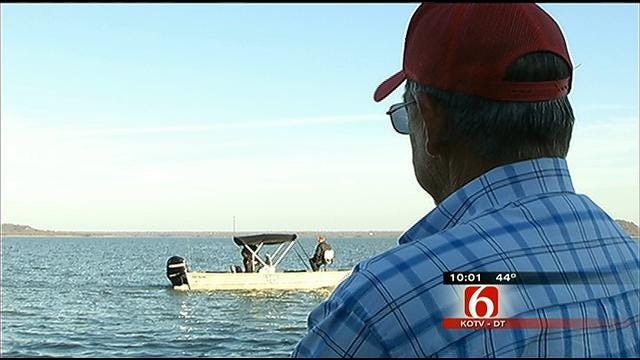 Agencies, Volunteers Continue Search For Missing Rogers County Fisherman