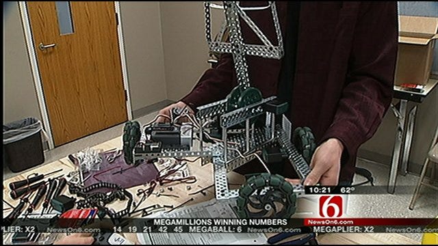 Claremore Students To Compete In Robot Competition