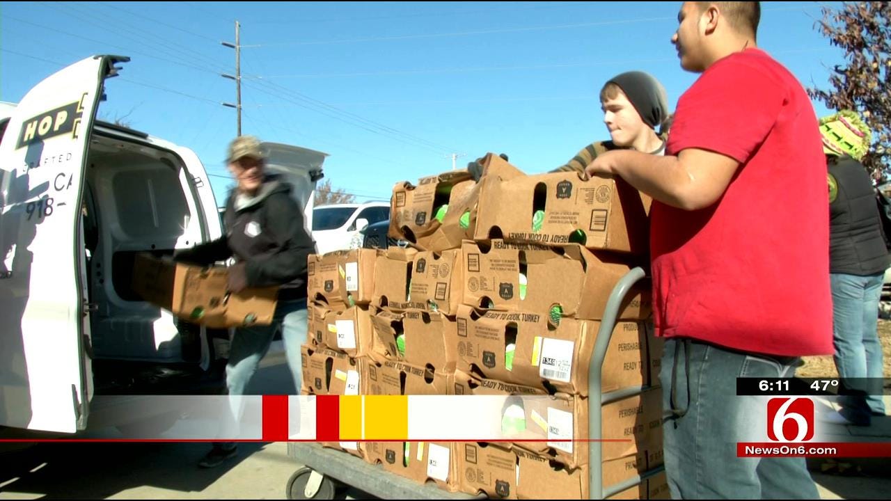 Tulsa's John 3:16 Mission Busy Handing Out Turkey Dinners