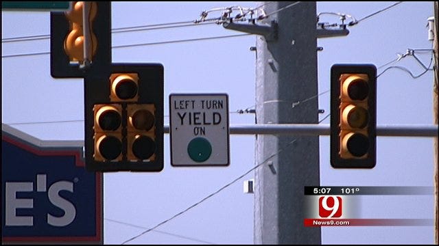 Drivers Confused By Some OKC Traffic LIghts