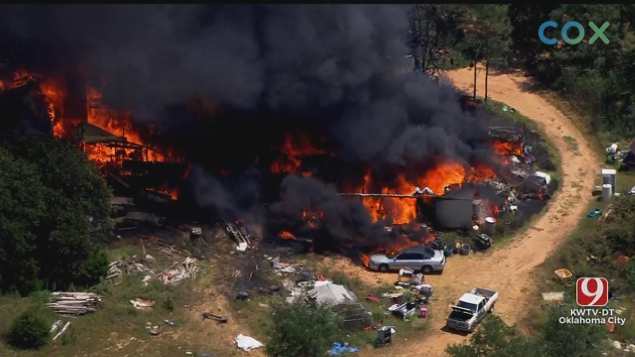Firefighters Battle Large Fire In NE OKC Near Choctaw