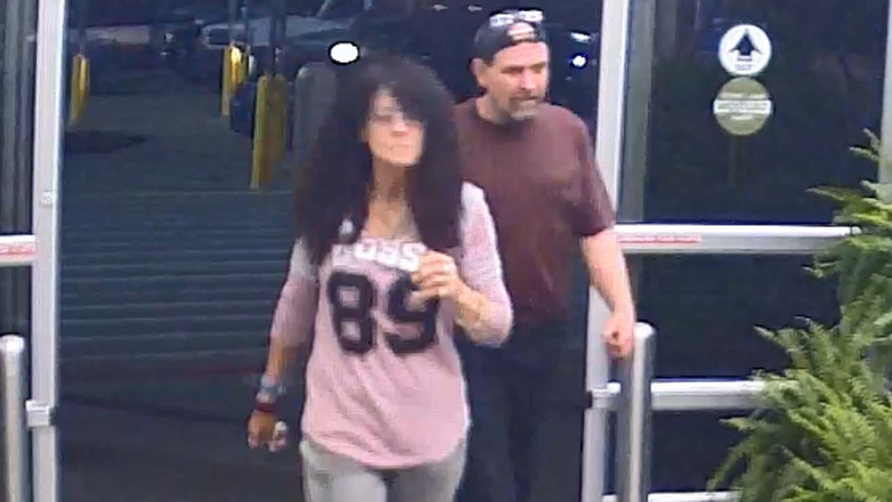 Sand Springs Police Searching For Credit Card Thieves