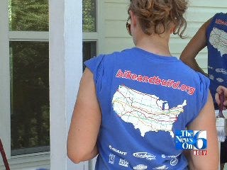 Bike and Build Riders Assist Habitat for Humanity on Cross Country Trip