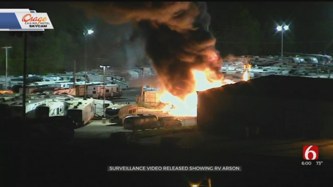 Video Shows Pair Of Arsonist Start Bob Hurley RV Fire
