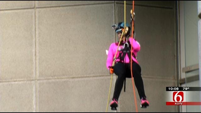 News On 6's Lori Fullbright Goes 'Over The Edge' For Tulsa's United Way