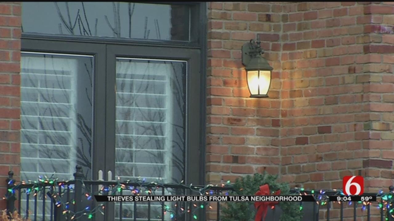 Thieves Seen Stealing Lightbulbs In Downtown Tulsa Neighborhood