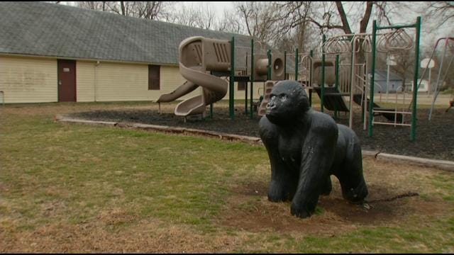 Oologah Residents Leap to Defense Of Gorilla