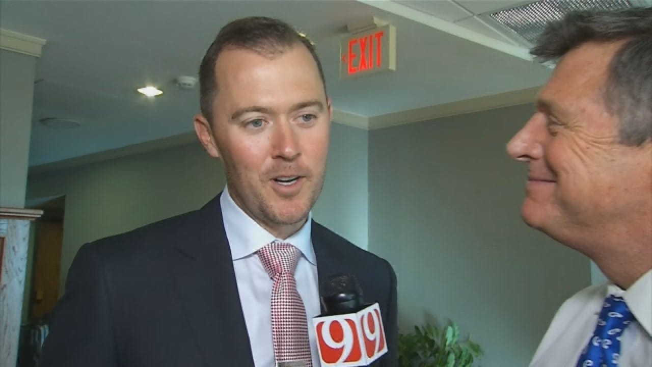 WATCH: Dean Goes 1-On-1 With New OU Head Coach Lincoln Riley