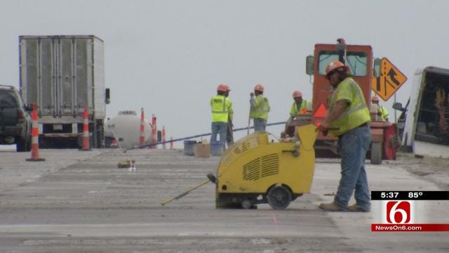 Domino Delays Affecting Tulsa Road Projects