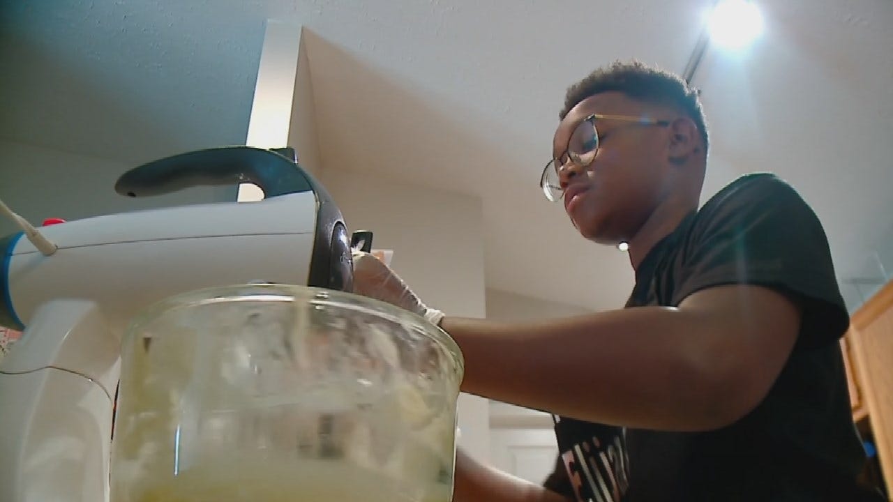 12-Year-Old Indiana Chef Bakes Cupcakes For The Homeless