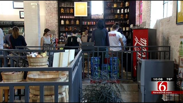 Folks Flock Downtown Grocery Store Before Doors Close For Good