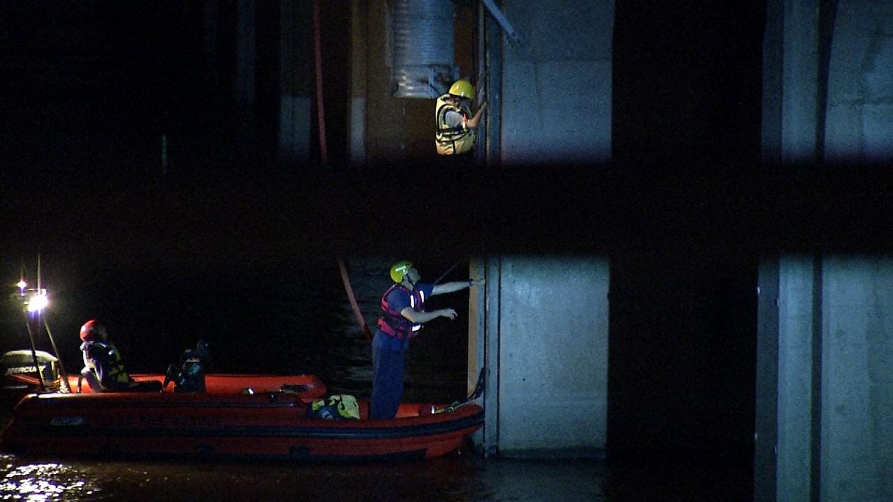 Joseph Holloway Reports On Arkansas River Bridge Rescue