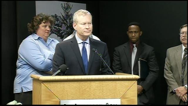 WEB EXTRA: OKC National Memorial & Museum Hosts News Conference Following Boston Blasts