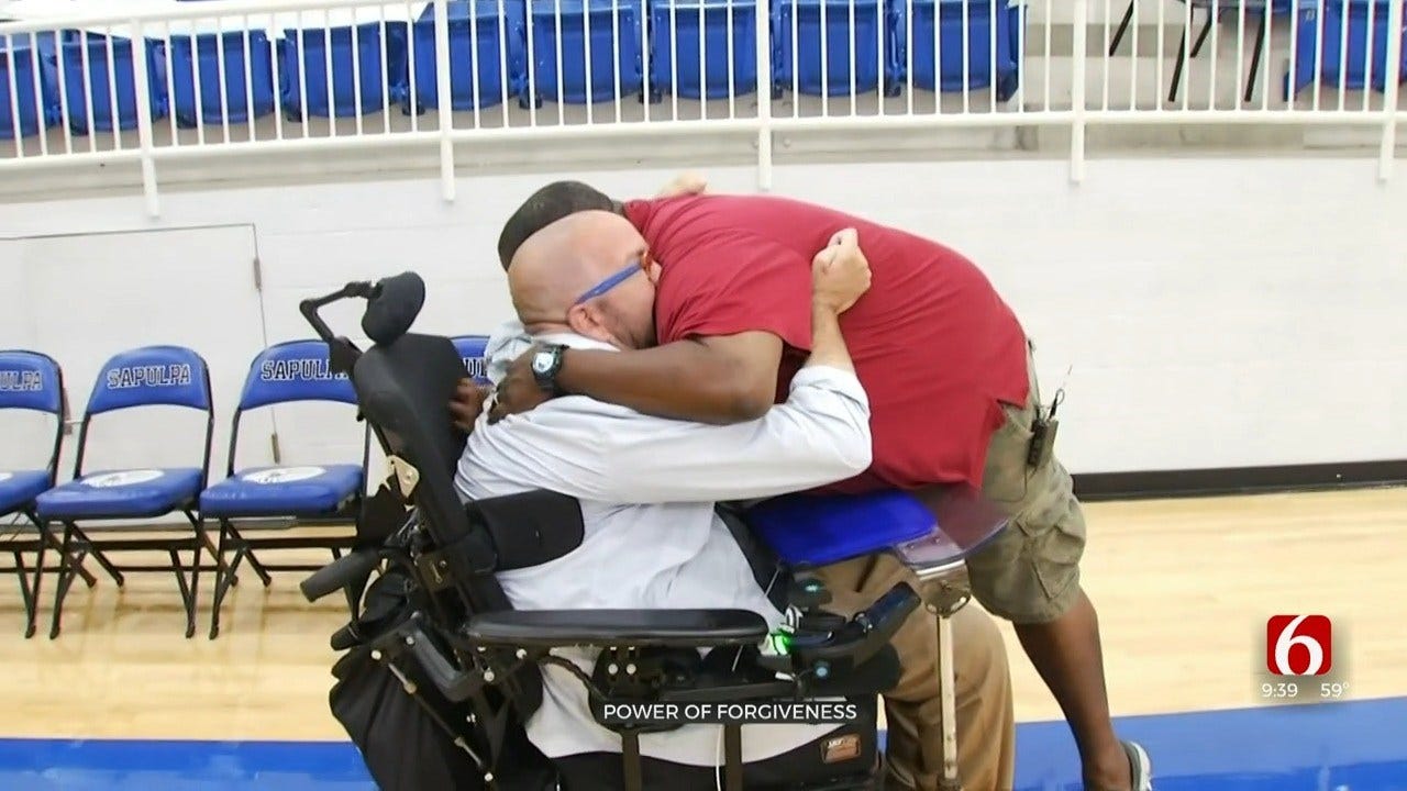 Bartlesville Wrestler Paralyzed In 2000 Reunites With The Opponent Who Injured Him