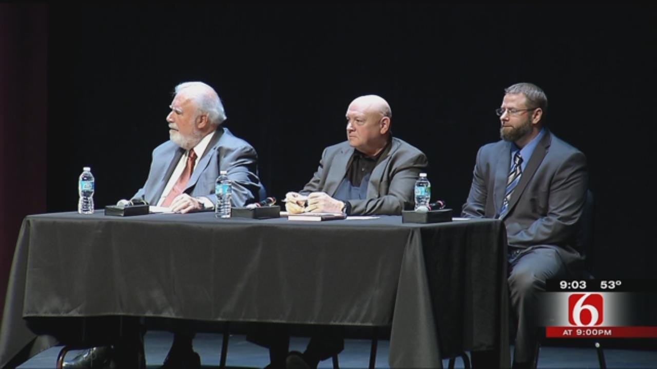 Tulsa Panel Asks 'Should We Fear Islam?'