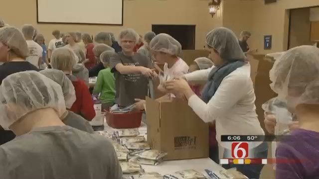 Tulsa Volunteers Helping To Feed Hungry Children