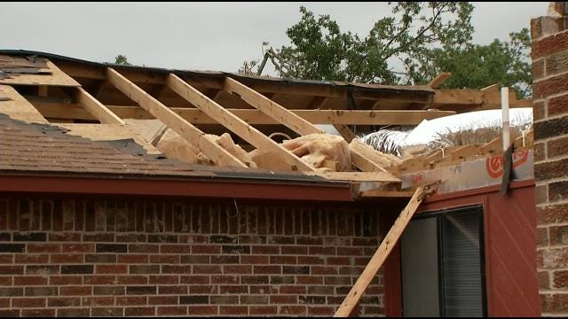 Herds Of Shawnee Volunteers Keep Tornado Relief Effort Strong