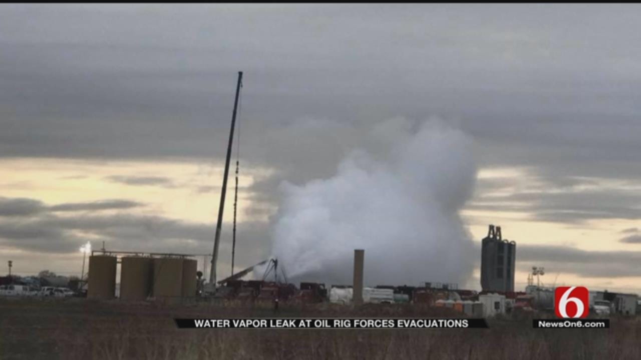 Officials Respond To Water Vapor Leak At Chickasha Oil Rig