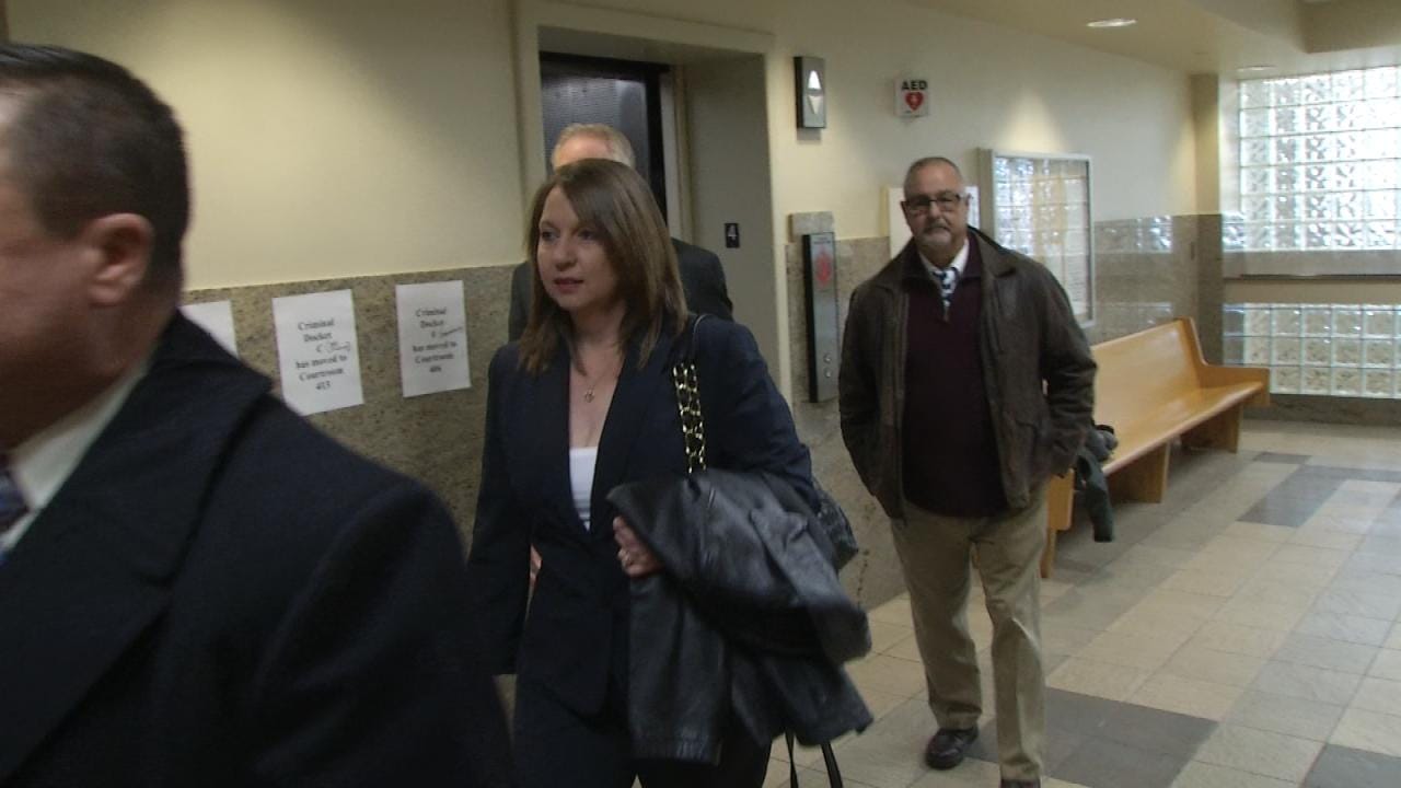 Tulsa Police Officer Betty Shelby Arrives To Arraignment