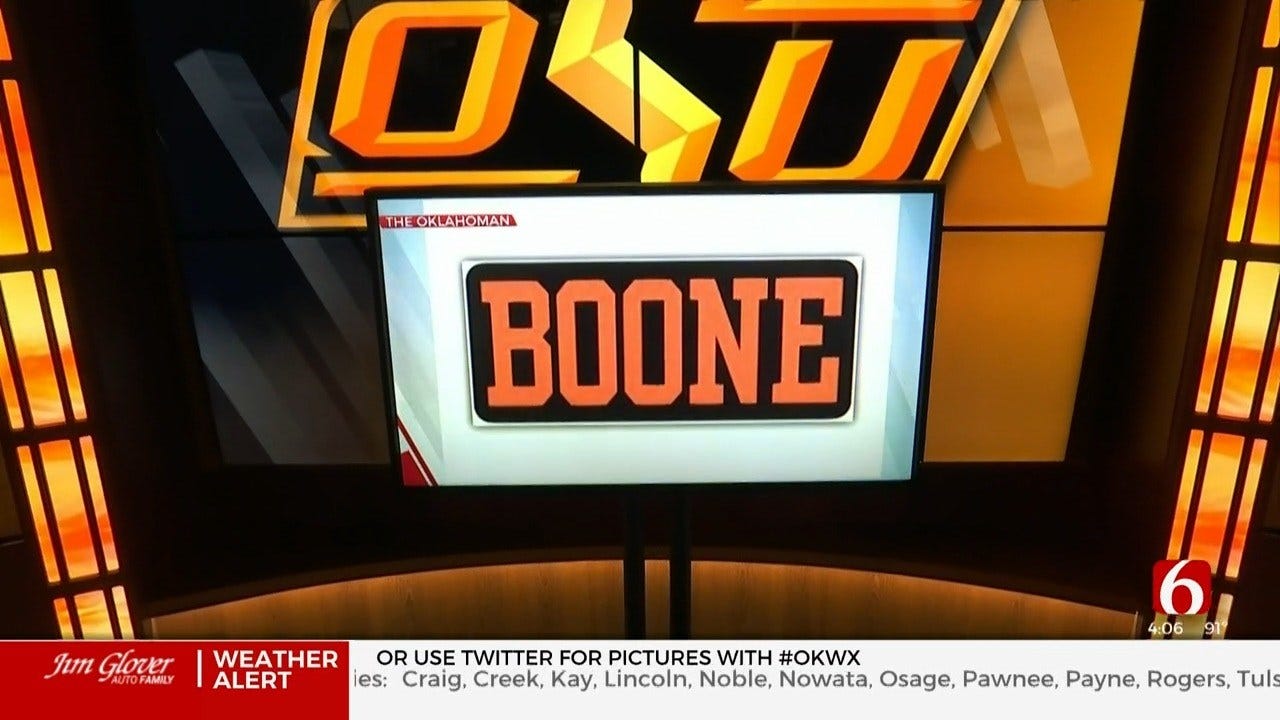 OSU Football Team Honor Boone Pickens With Helmet Logos