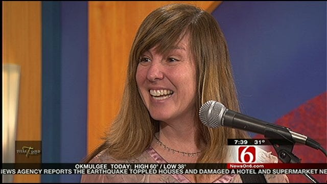 Susan Herndon Performs On Six In The Morning