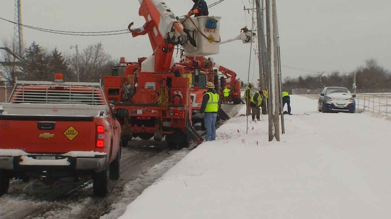 OG&E Works To Restore Power To Thousands Of Customers