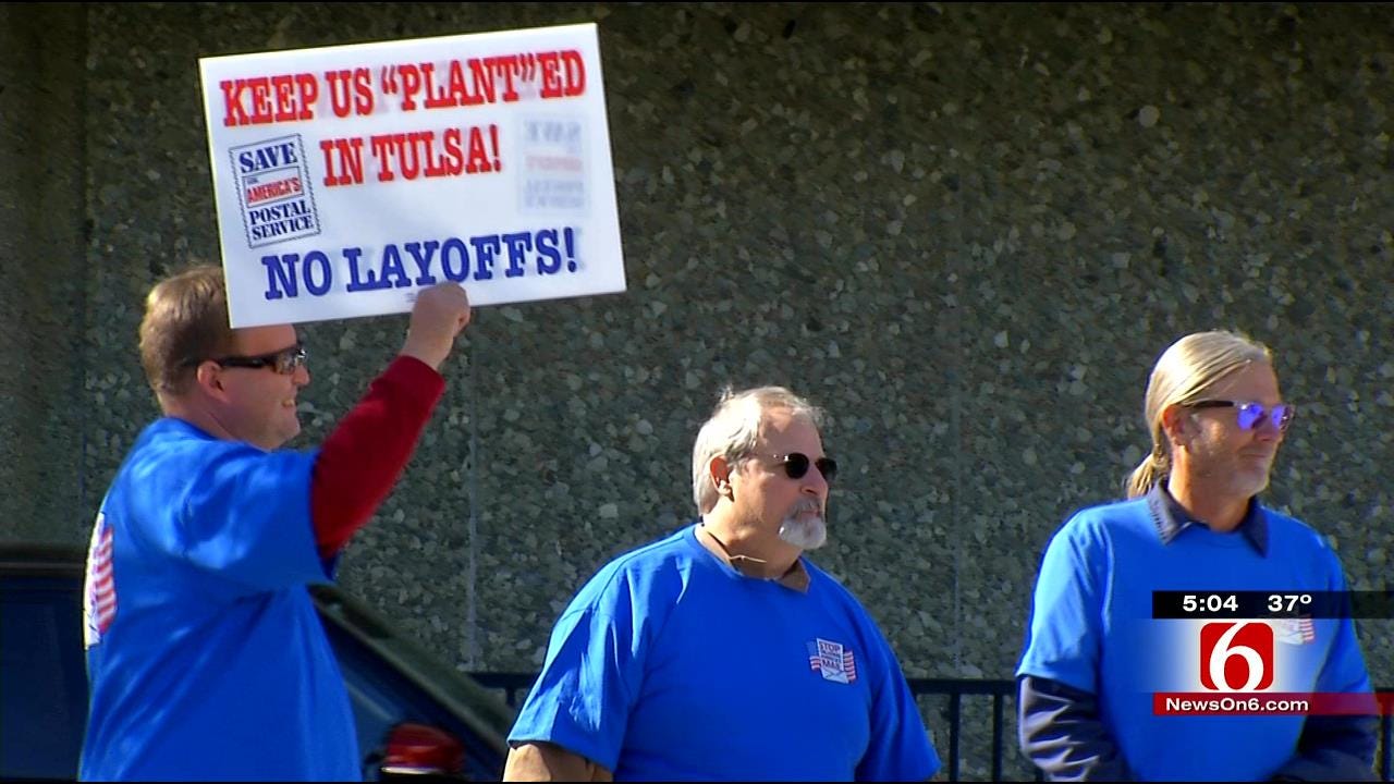 Tulsa Postal Workers Protest Local Mail Center Closing