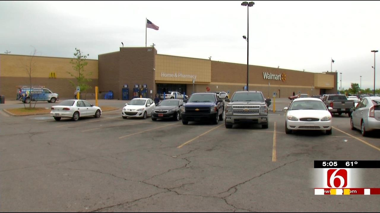 Customers Turned Away From Tulsa Walmart Closed For Plumbing Problems