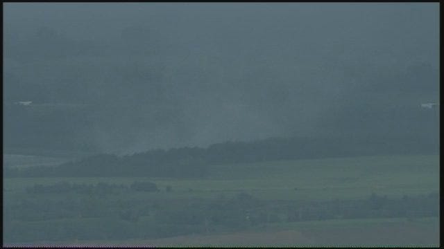 SkyNews 6 Catches Tornado Touching Down In Ripley