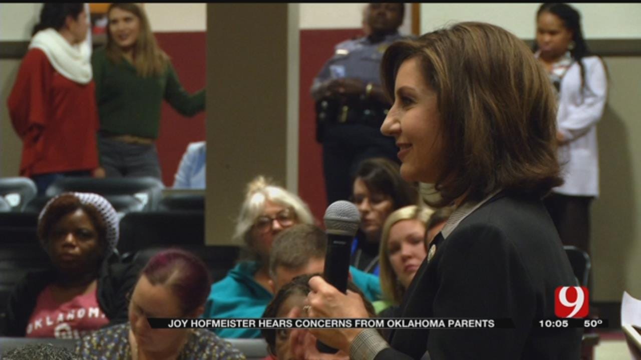 State Superintendent Hears From Parents, Teachers In Town Hall Meeting