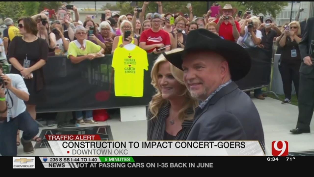 Record Crowds Expected This Weekend For Garth Brooks Concerts