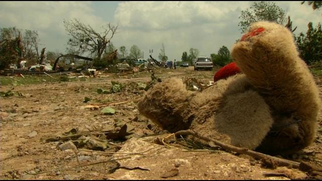 Families In Pottawatomie County Survey Damage After Deadly Tornado