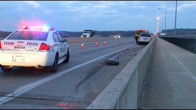 Tulsa Rookie Officer Helps Victims When Crash Happens In Front Of Him