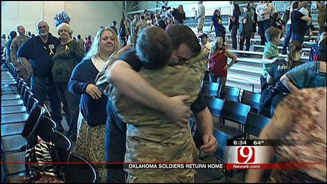 Families, Friends Welcome Oklahoma 45th Infantry Soldiers Back Home